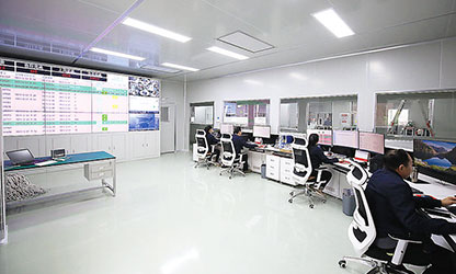 央媒持續(xù)關(guān)注 虹潤(rùn)再增信心--新華社客戶端專題報(bào)道巜福建順昌虹潤(rùn)儀表的國(guó)產(chǎn)化之路》，生動(dòng)描述虹潤(rùn)公司近年走過(guò)的成功之路